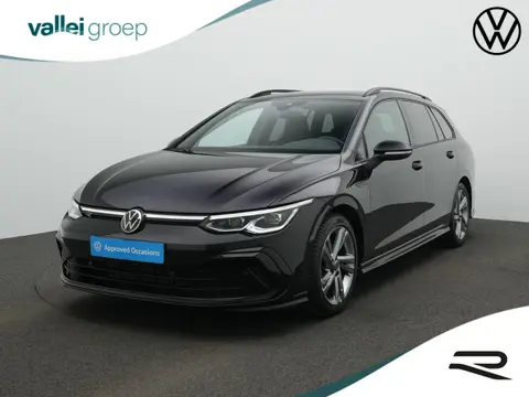Volkswagen Golf Variant 1.5 eTSI 150 pk DSG R-Line | Trekhaak | IQ Light | Elektrische achterklep | 