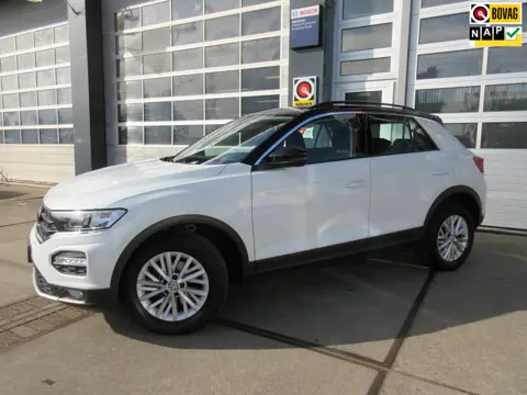 Volkswagen T-Roc 1.0 TSI Style / Carplay / Navi / PDC