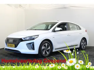Hyundai IONIQ 1.6 GDi First Edition |Pano|Stoel/stuur verwarming| *Hemelvaart open*