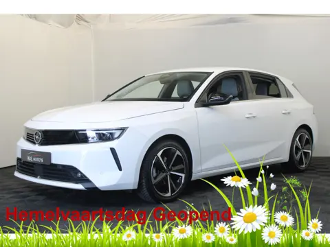 Opel Astra 1.2 Business Elegance *Hemelvaart open*
