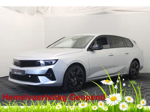 Opel Astra Sports Tourer 1.2 Turbo GS *Hemelvaart open*
