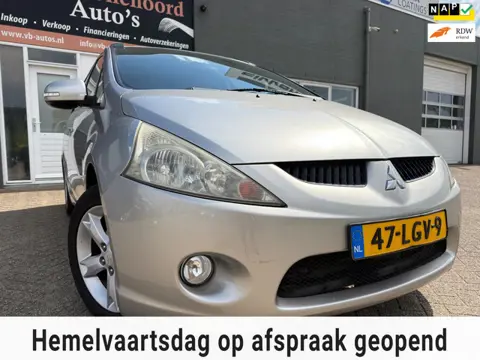 Mitsubishi Grandis 2.4-16V Limited 7 pers. van 1ste Eig met parkeersensoren en navigatie en bluetoot