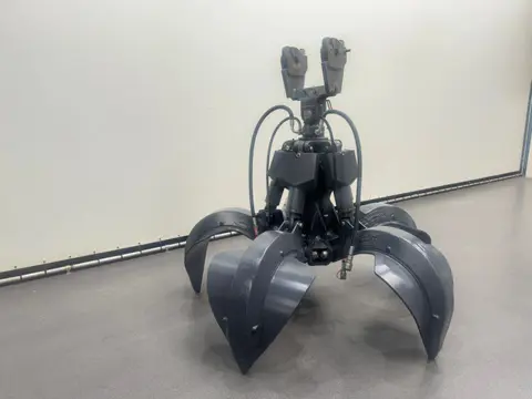 Fuchs HDMS HALF OPEN GRIJPER (bj 2025)