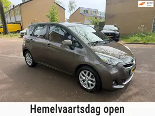 Toyota Verso-S AUTOMAAT / Camera / Panorama dak / Navigatie