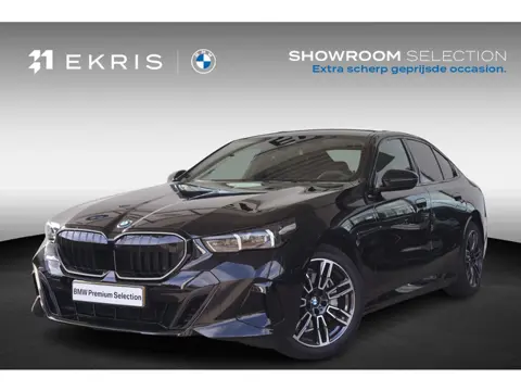 BMW i5 eDrive40 | Cruise Control Adaptief met Stop&Go | Glazen Panoramadak | Head-Up Display | Iconi