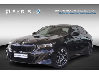 BMW i5 eDrive40 | Cruise Control Adaptief met Stop&Go | Glazen Panoramadak | Head-Up Display | Iconi