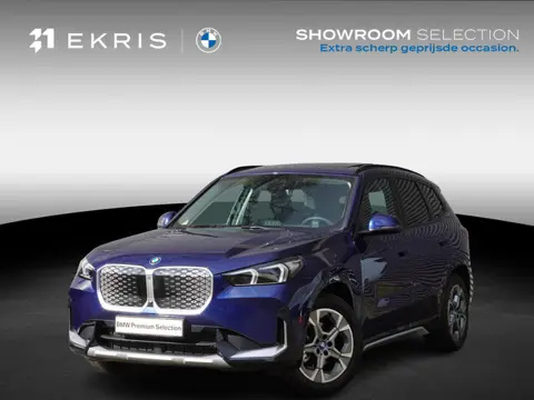 BMW iX1 eDrive20 18 inch Aerodynamische Sterspaak | Comfort Access | 	Glazen panoramadak | Extra get