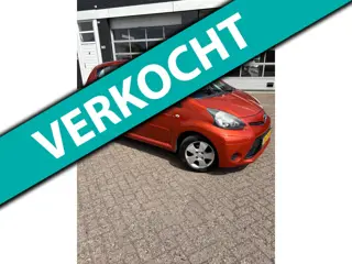 Toyota Aygo 1.0 VVT-i Comfort Orange Centrale Airco