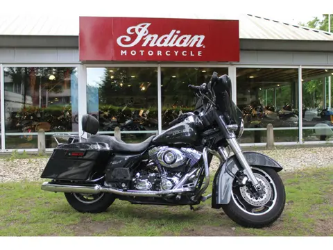 Harley-Davidson Street Glide  FLHX