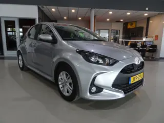 Toyota Yaris 1.5 Hybrid Comfort | Camera | Carplay | Adaptief Cruise | Fabrieksgarantie