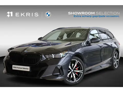 BMW 5 Serie Touring 530e M Sportpakket Pro | Panoramadak | Elektr. Trekhaak | Stuurwielverwarming