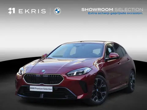 BMW 1 Serie 120 M Sportpakket | Stuurwielrand verwarmd | Harman-Kardon sound system | BMW Head-Up Di