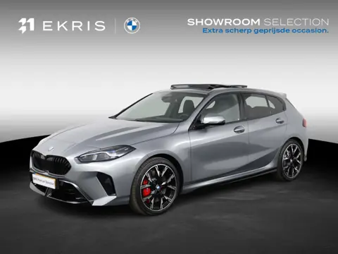 BMW 1 Serie 120 M Sportpakket Pro | Comfort Access | Panoramadak | Harman-Kardon | M Adaptief onders