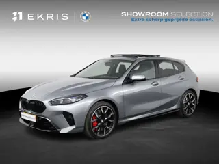 BMW 1 Serie 120 M Sportpakket Pro | Comfort Access | Panoramadak | Harman-Kardon | M Adaptief onders