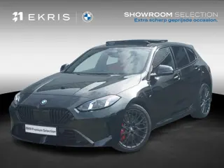 BMW 1 Serie 5-deurs 120 M Sportpakket Pro 19'' / Harman Kardon / Panoramadak / Comfort Access | Lent