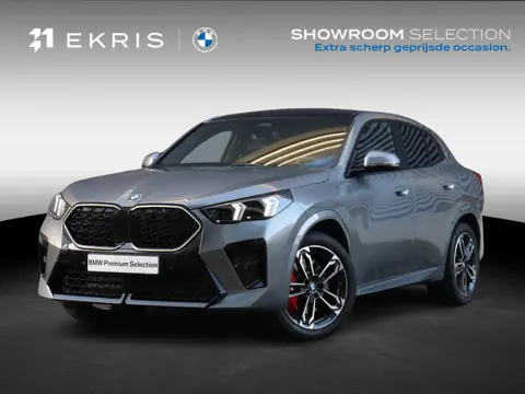 BMW X2 sDrive20i | M Sportpakket Pro | Panodak | Trekhaak | Head-Up | Driving Assistant Plus | Elekt