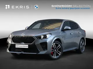 BMW X2 sDrive20i | M Sportpakket Pro | Panodak | Trekhaak | Head-Up | Driving Assistant Plus | Elekt