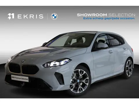 BMW 1 Serie 120 | M Sportpakket | Stoel & Stuurwielverwarming | Dodehoekdetectie | Comfort Access | 