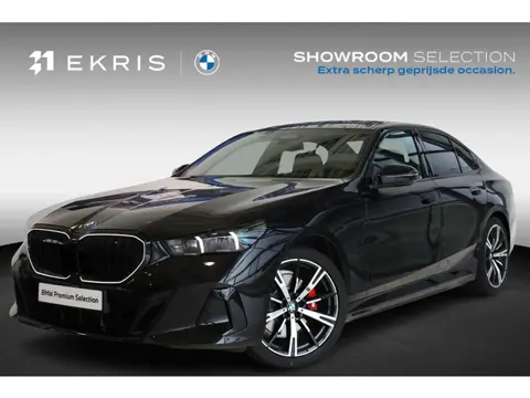 BMW 5 Serie Sedan 530e M Sport Pro | Bowers & Wilkins | Panoramadak | Comfortstoelen