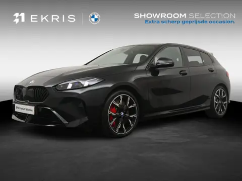 BMW 1 Serie 123 xDrive | M Sport Pro | Travel Pack | Harman Kardon | Lentevoordeel