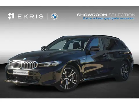 BMW 3-serie Touring 330e M Sport | Trekhaak / HIFI / Comfort Pak / Dodehoek Detectie / Stuurwielverw