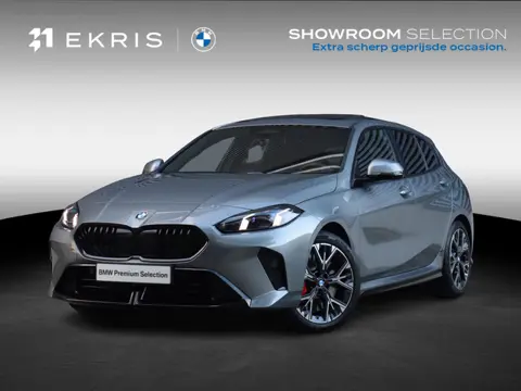 BMW 1 Serie 5-deurs 120 | M Sportpakket Pro | Premium Pack | Panodak | Getint Glas | Comfort Access 