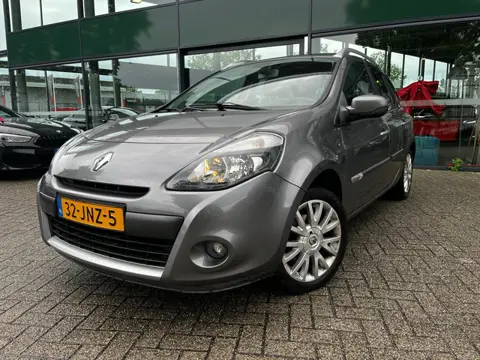 Renault Clio Estate 1.6-16V Dynamique (Automaat, Panoramadak, Trekhaak, Airco, NL-Auto, Goed Onderho