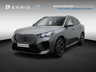 BMW iX2 eDrive20 M Sportpakket Pro | Innovation Pack | Comfort Pack | Stuurwielrand Verwarmd | Comfo
