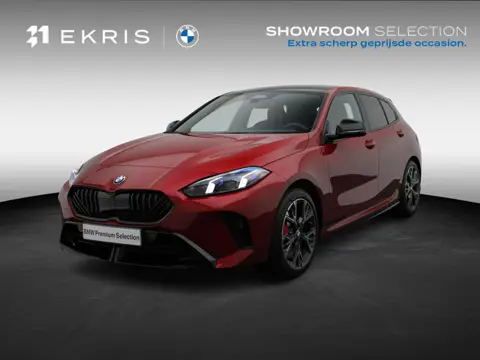BMW 1 Serie 120 M Sportpakket Pro | Premium Pack | Achteruitrijcamera | Extra Getint Glas | Driving 