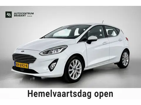 Ford Fiesta 1.0 EcoBoost Titanium (NAVIGATIE, STOEL/-STUURVERWARMING, TREKHAAK, B&O SOUND, CLIMA, PD