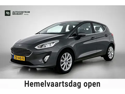 Ford Fiesta 1.0 EcoBoost Titanium (NAVIGATIE, CARPLAY, PARKEERSENSOREN, LED, STUURBEDIENING, 1e EIGE