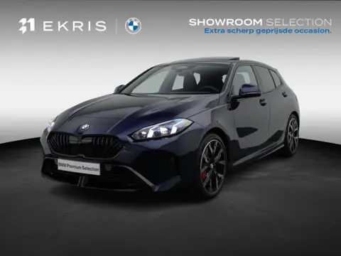 BMW 1 Serie 120 M Sportpakket Pro | Premium Pack | Stuurwielrand Verwarmd | Panoramadak | Harman Kar