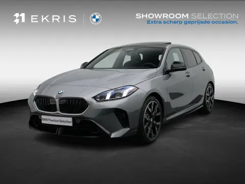 BMW 1 Serie 120 M Sportpakket | Premium Pack | Stuurwielrand Verwarmd | Panoramadak | Harman Kardon 