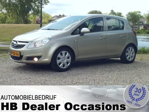 Opel Corsa 1.2-16V Enjoy - Airco Hemelvaartsdag geopend van 09:00- tot 16:00 uur