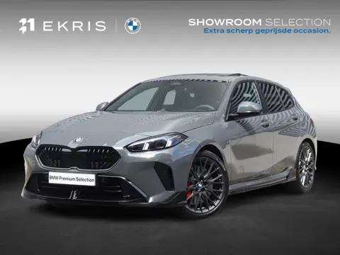 BMW 1-serie 5-deurs 120 | M Sportpakket Pro | Panodak | Individual Lak | Harman Kardon | Elektr. Sto