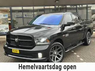 Dodge Ram 1500 5.7 V8 4x4 Quad Cab 6'4