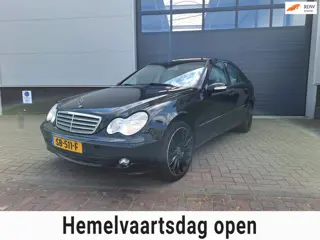 Mercedes-Benz C-klasse | 180 K. Classic | Automaat |