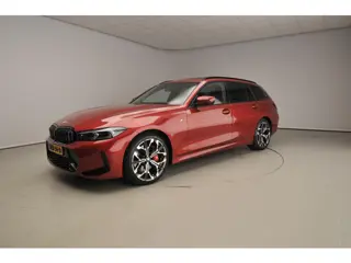 BMW 3 Serie Touring 330i xDrive | M-Sportpakket | LED | Leder | HUD | Trekhaak | Panoramadak | Keyle