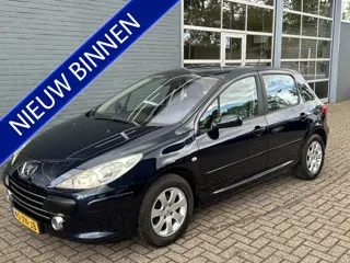 Peugeot 307 1.6-16V Premium / Cruisecontrole / Climate controle / Trekhaak