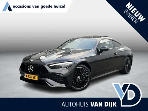 Mercedes-Benz C-klasse CLE Coupe 200 AMG Line | NL Auto/Voll.Historie/Navi/Leder/Pano.Dak/Sfeerverli