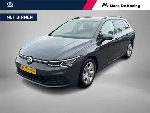 Volkswagen Golf Variant 1.0 eTSI 110pk DSG Life · Camera · Wegklapbare Trekhaak · P-Sensoren · Sfeer