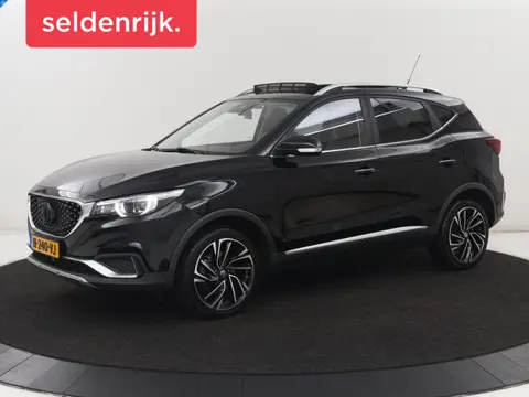 MG ZS EV Luxury 45 kWh | SOH 90,2% | Panoramadak |  Leder | Stoelverwarming | Carplay | Side Assist 