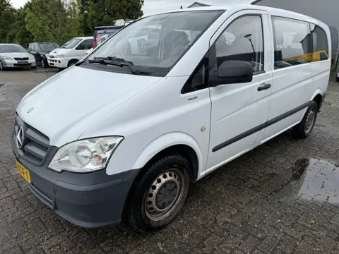 Mercedes-Benz Vito 110 CDI 320 Crew 9 persoons 2010 euro 5