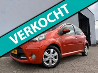 Toyota Aygo 1.0 VVT-i Dynamic Orange 5-Deurs - Airco