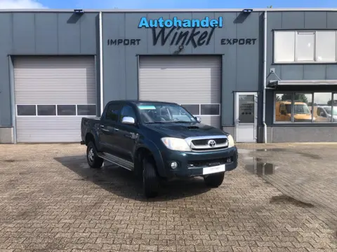 Toyota HiLux 3.0 D4D DCAB 4WD