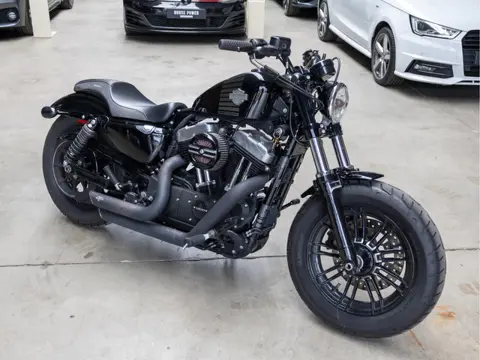 Harley-Davidson XL 1200T Sportster SuperLow Forty Eight