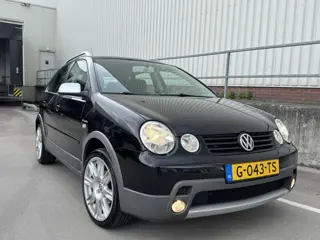 Volkswagen Polo 1.4-16V Cross Nieuwe APK (bj 2005)