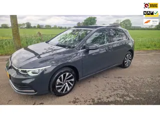 Volkswagen Golf 1.4 eHybrid Style, 1e eig, pano, camera, trekhaak