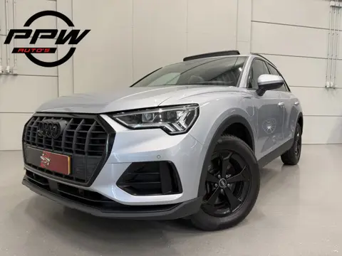 Audi Q3 45 TFSI e Edition PANO/TREKHAAK/LEER-SPORT/MEMORY/ACC/MATRIX/SFEER/KEYLESS/CARPLAY/EL.A.KLEP