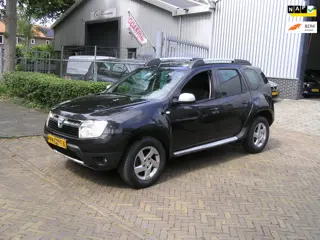 Dacia Duster 1.6 Lauréate 2wd 143 d km nap airco nieuwe apk